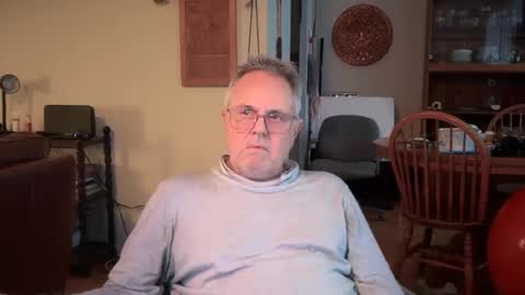 eros online show from February 11, 10:28 pm