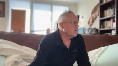 eros online show from January 3, 7:39 pm