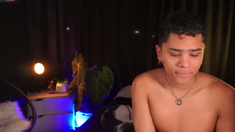 Eros Wild online show from November 22, 4:01 am