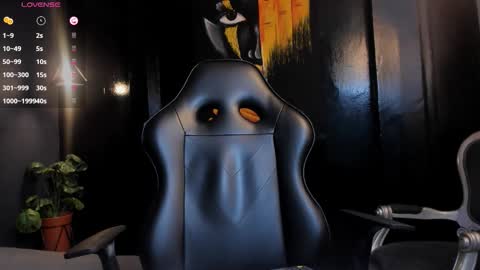 Eryon online show from November 28, 12:40 pm