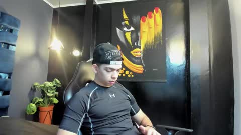 Snapshot of eryonbradley chatting on October 14, 11:17 am Eryon online show from October 14, 11:17 am