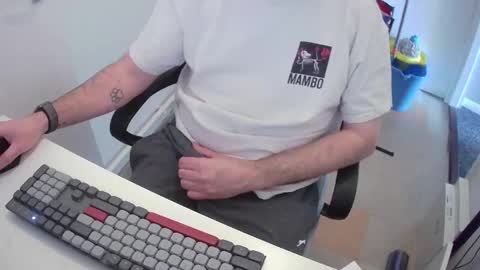 Snapshot of essex_wild chatting on March 7, 12:34 pm Morph online show from March 7, 12:34 pm