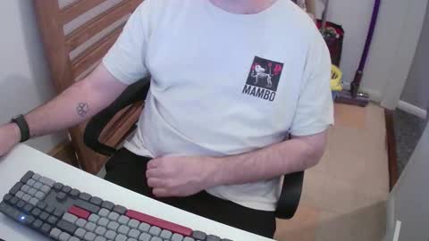 Morph online show from December 1, 10:13 pm