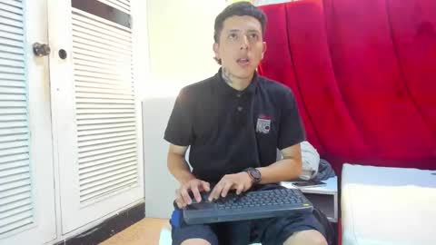 ESTEBAN online show from January 12, 12:31 pm