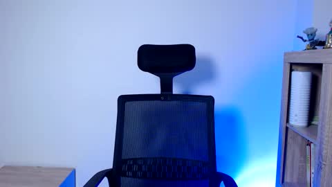 Esteban Fernandez online show from February 24, 3:29 am