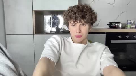 Alex online show from February 25, 11:33 am