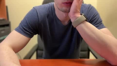 Tom online show from February 17, 3:53 pm