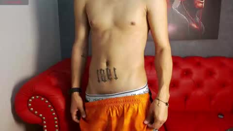 E T H A N  online show from November 28, 2:30 pm