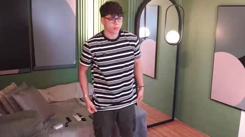 ethan_occonor online show from October 1, 1:04 pm