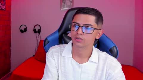 ETHAN SAI online show from October 15, 3:14 am