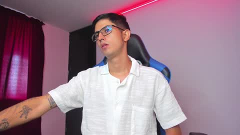 ETHAN SAI online show from January 5, 8:00 pm