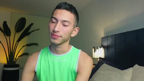 Joan online show from December 19, 3:07 am