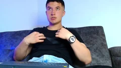 ethanconnor_ online show from November 25, 9:06 pm