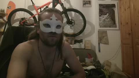 Han online show from April 5, 6:15 pm