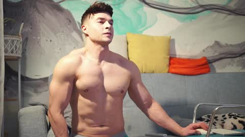 Snapshot of evildavil chatting on February 2, 9:56 pm David online show from February 2, 9:56 pm