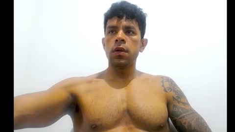 exoticboybigdick online show from January 14, 1:10 am