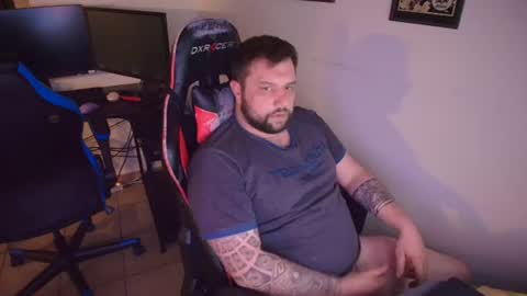 faelust online show from June 14, 8:11 pm