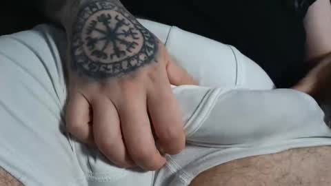 falcon120 online show from April 11, 4:43 pm