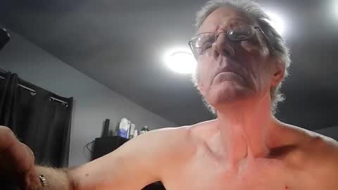 fantasyresort online show from February 3, 4:04 am