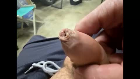 Snapshot of fartinmymouthplz chatting on September 17, 2:23 am fartinmymouthplz online show from September 17, 2:23 am