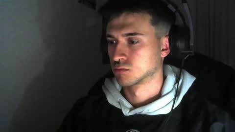 Snapshot of fatthickdickboy chatting on December 7, 12:42 am ThickDickTeen online show from December 7, 12:42 am