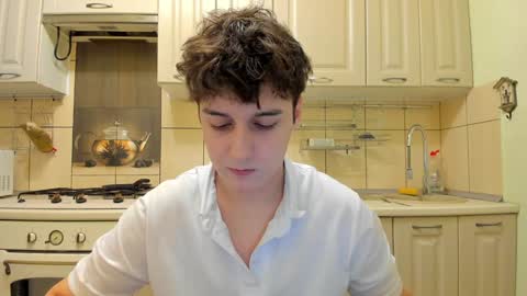 Snapshot of fckmikh chatting on January 8, 7:13 pm Michael online show from January 8, 7:13 pm