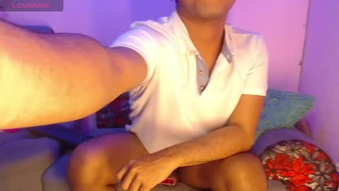 andres felipe benitez online show from April 20, 4:59 am