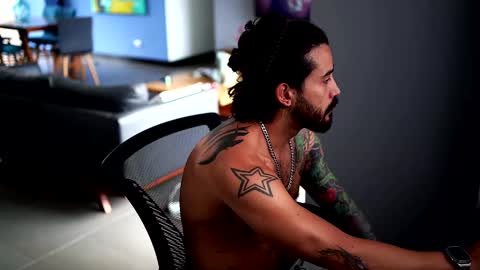Snapshot of felix_candela chatting on February 2, 1:41 pm Felix Candela online show from February 2, 1:41 pm