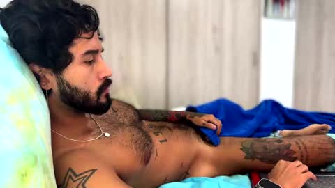 Snapshot of felix_candela chatting on December 15, 3:20 pm Felix Candela online show from December 15, 3:20 pm