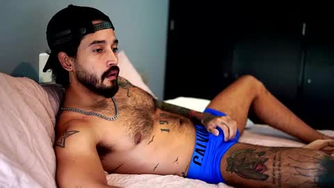 Snapshot of felix_candela chatting on January 24, 4:49 pm Felix Candela online show from January 24, 4:49 pm