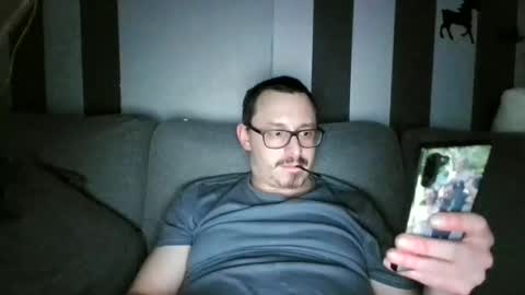 femalefeetlover689517 online show from March 14, 2:40 am