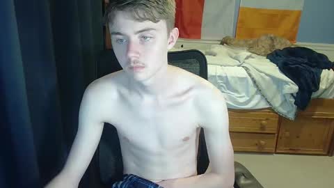 femboyangel online show from February 7, 7:49 pm