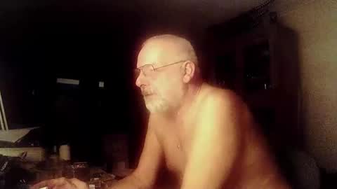 femdom_sub online show from December 27, 7:08 am