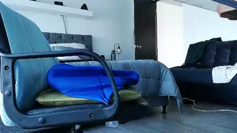 Samuel online show from February 5, 12:34 pm