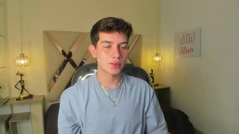 Fer and Rayder online show from October 8, 1:26 pm