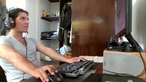 Ricardo online show from January 3, 4:59 pm