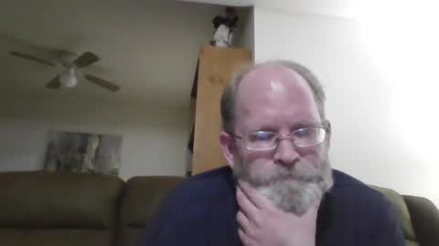 Hercomeonmyface online show from January 10, 12:20 pm