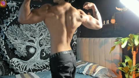 Snapshot of fit_prince_ chatting on February 7, 3:24 am David hotman online show from February 7, 3:24 am