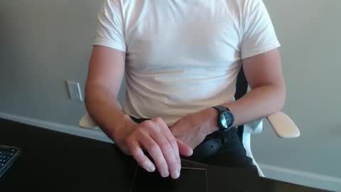 fithubby80 online show from November 14, 9:05 pm