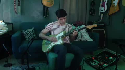 Flannel Dong online show from October 24, 8:10 pm