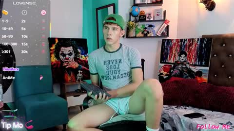 flowers109 online show from November 26, 11:30 pm