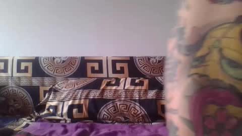 flylen online show from September 8, 6:29 pm