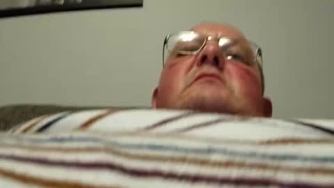 focusfuker online show from December 19, 11:14 pm