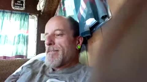 Snapshot of foxbodydave chatting on September 15, 8:43 pm Foxbody Dave online show from September 15, 8:43 pm