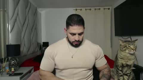 frank_foxx1 online show from December 14, 3:24 am