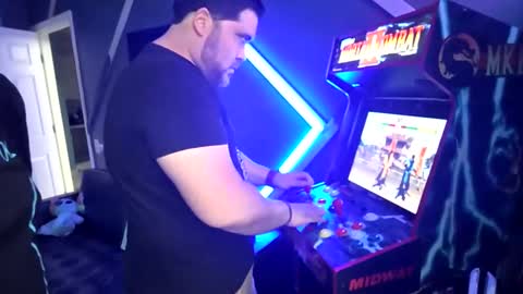 frankievw9 online show from October 10, 10:57 pm