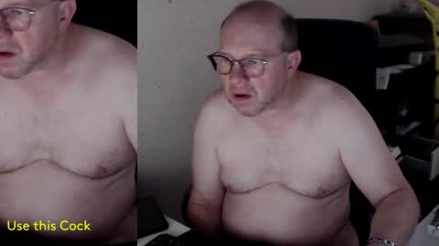 Snapshot of fransje_ chatting on December 13, 9:25 am Fransje online show from December 13, 9:25 am