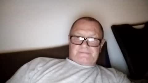 Wolfi online show from September 18, 6:26 am