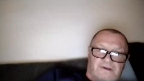 Wolfi online show from February 19, 7:50 am