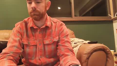 Freddy online show from December 11, 3:04 am